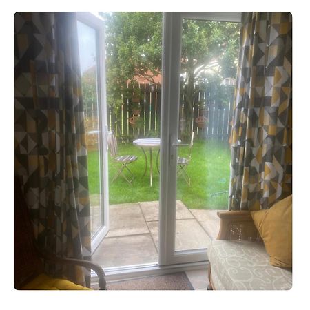 Chez Little Black Cat Patrington Экстерьер фото